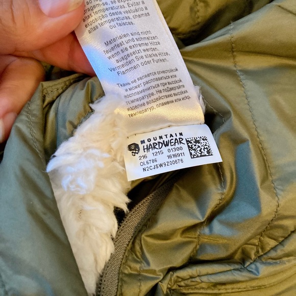 Mountain HardWare Switch Flip Reversible Vest olive/stone XS - Picture 7 of 10